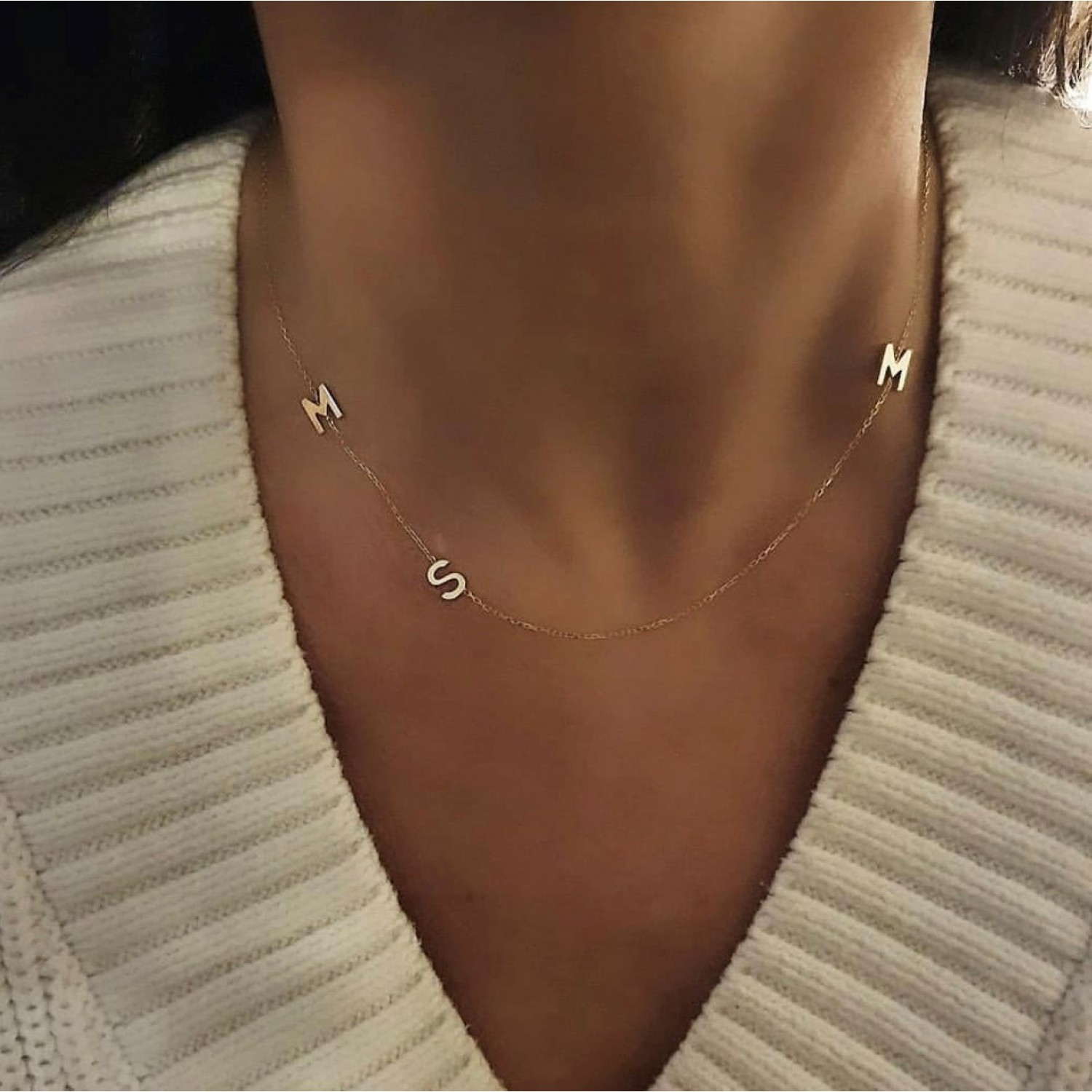 Златно колие с три букви (Колиета) от Victoria-Gold.com